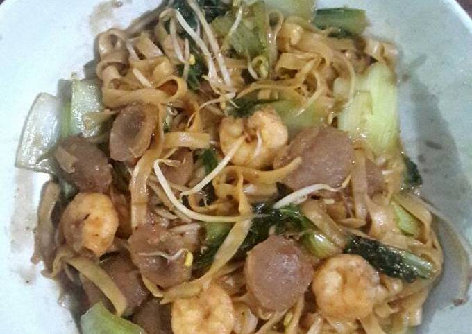 Resep Kwetiau Goreng Simple: Lezat, Praktis, dan Menggugah Selera