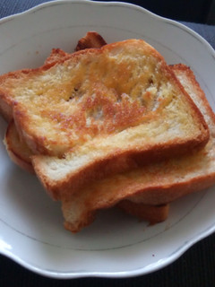 A picture of Roasted bread.