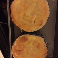 A picture of Steak and Kidney Pies.