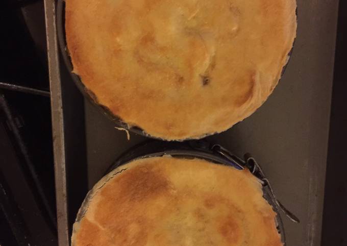 So Yummy Mexico Food Steak and Kidney Pies