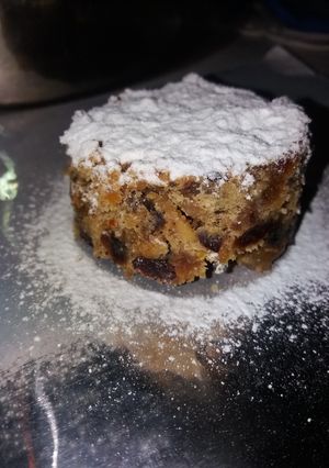 Una foto de Torta galesa (para mí, turrón de frutas)
