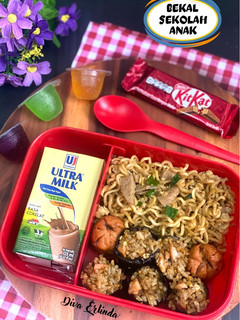 Foto resep Bekal Sekolah : Nasi Goreng Sosis