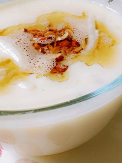 A picture of Noodles with Almond Milk boiled.