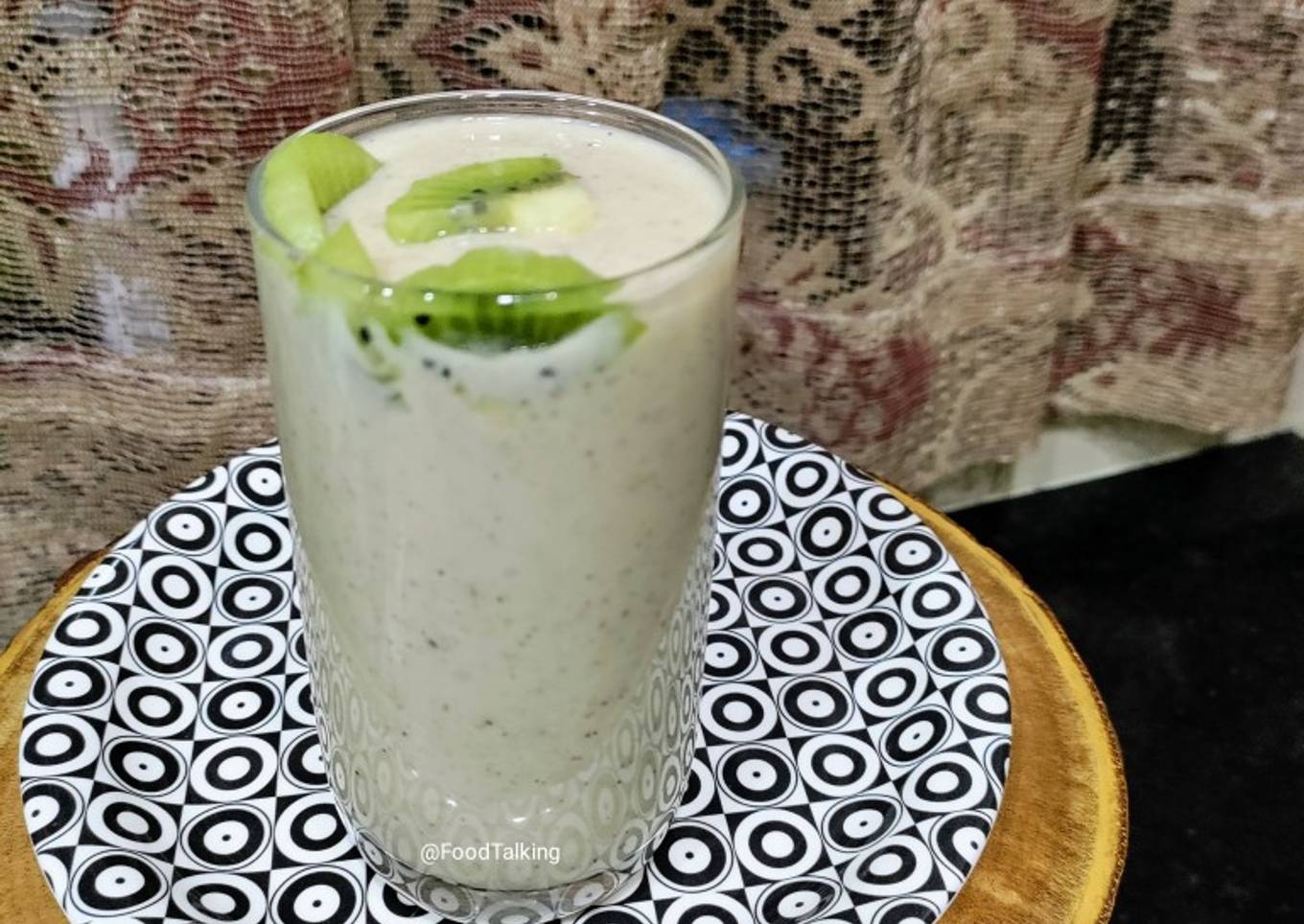 Banana, Kiwi Smoothie