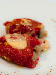Una foto de Pimientos de Piquillo Rellenos