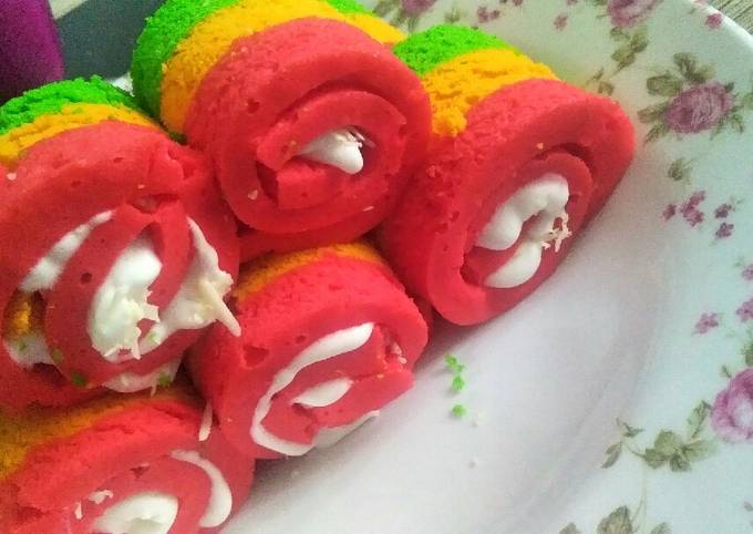 Mini Rainbow cake gulung