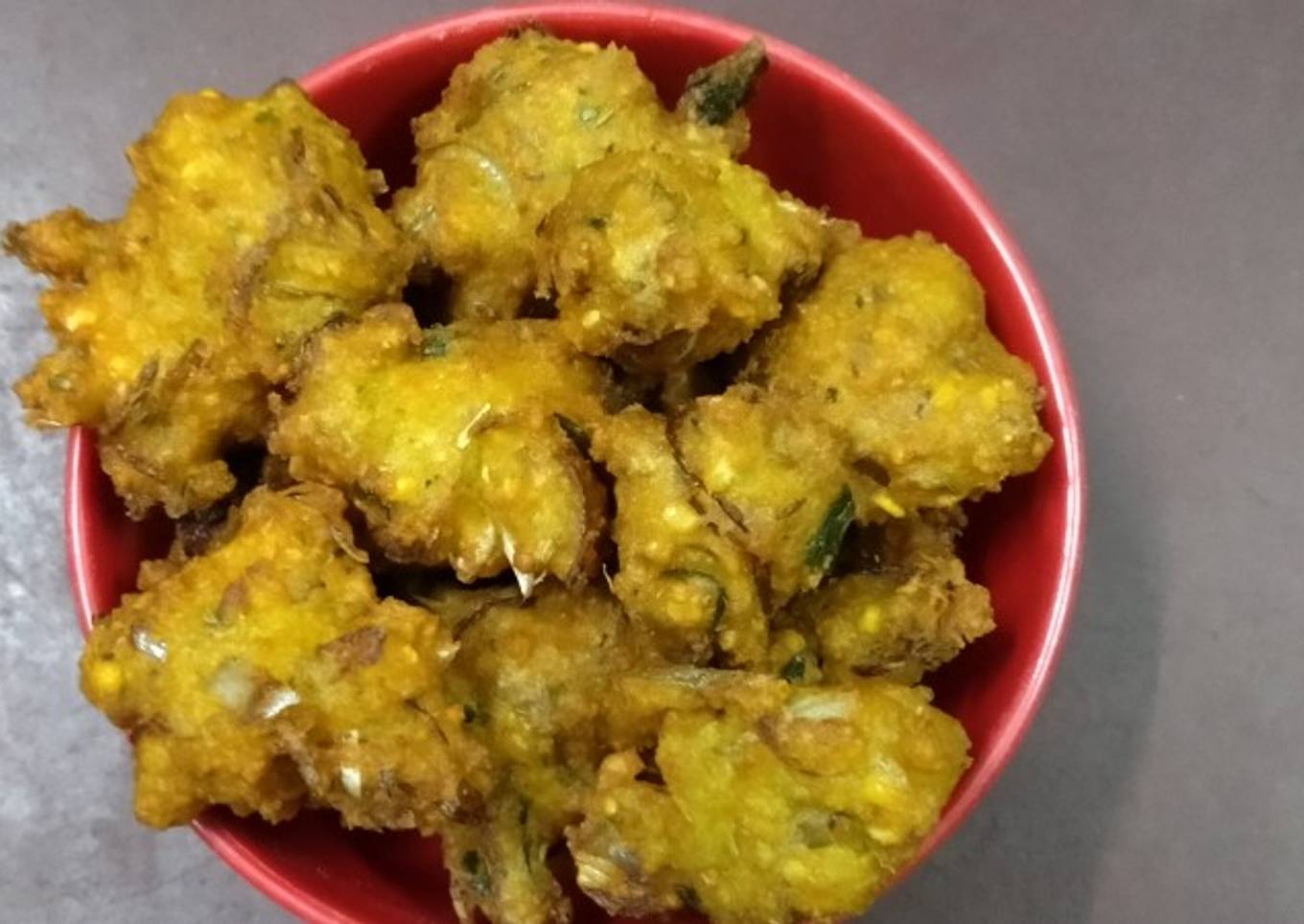 Moong Dal Onion Pakoda