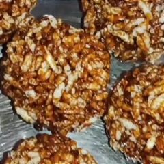 A picture of Murmura Ladoo With 3 Ingredients 📌.