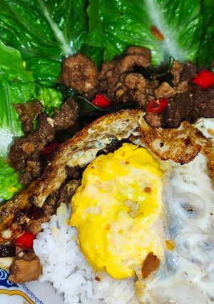 Foto resep Pad Kra Pao Thailand ayam sapi cincang dengan basil