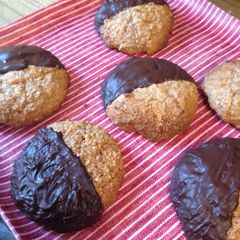 A picture of Lebkuchen (Elisenlebkuchen) with Rye.