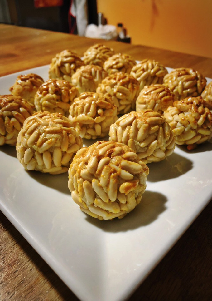 Una foto de Panellets