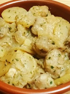 Una foto de Rape con patatas