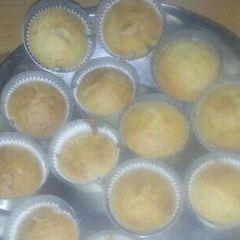 A picture of Muffins.