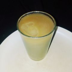 A picture of Thai Iced Tea.