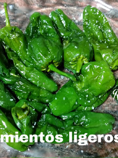 Una foto de Pimientos celtas ligeros (en el microondas)