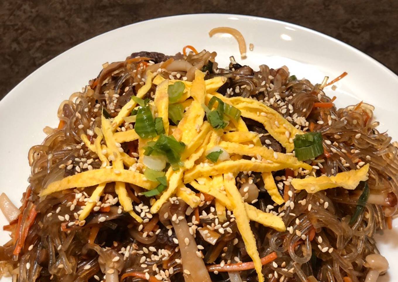 Japchae (Authentic Recipe/resep asli) stir fried korean glass noddle