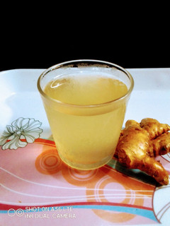 A picture of Unpeeled Ginger Juice.