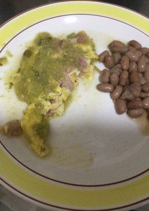 Una foto de Tortilla de Huevo en Salsa Verde
