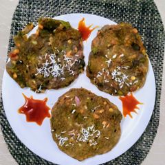 A picture of Calcium Rich Ragi(Finger millet) Uttapam.