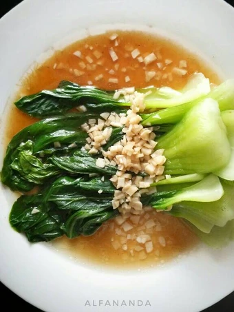 Easy Steps to Prepare Pakcoy saus bawang putih the Delicious Appealing