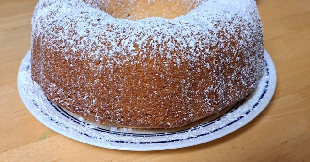 Buttermilk Pound Cake - Southern Bite