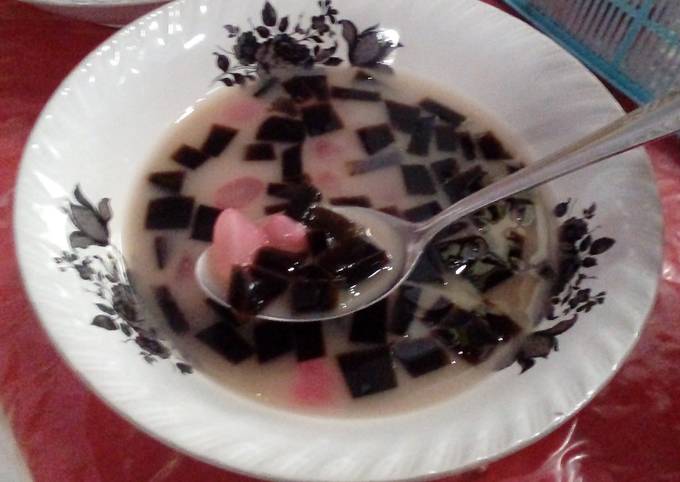 Grass jelly and Sugar Palm Fruits Soup (Es Cincao kolang-kaling) #asian