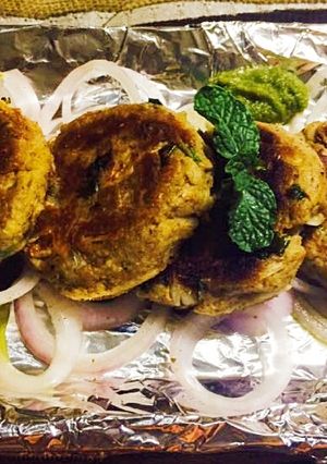 A picture of Kathal ke kabab.