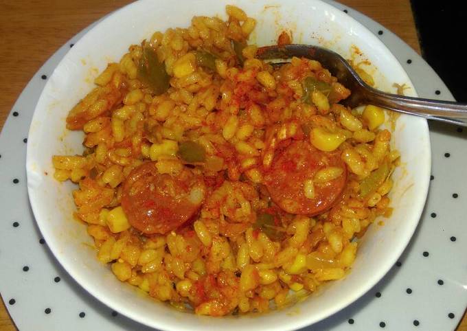 Recipe of Perfect Spicy chorizo, smoked mackerel paella 🍀