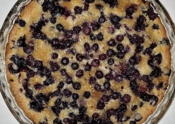 Crustless Blueberry Pie
