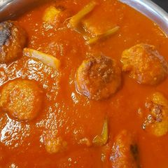 Meat balls with celery and tomato sauce A picture of Meat balls with celery and tomato sauce.