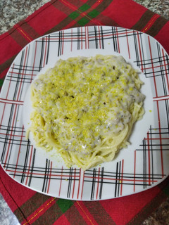 Una foto de Spaghetti con salsa de champiñones -vegano- :)