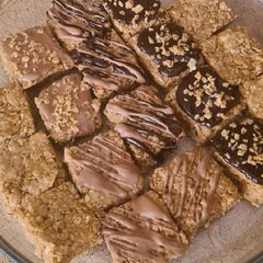 Peanut Butter Oats Squares A picture of Peanut Butter Oats Squares.