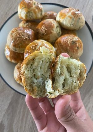 Foto resep Peynirli Otlu Poğaca (Roti gurih ala Türki)