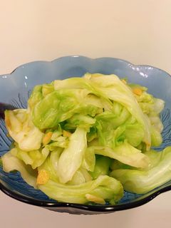 蒜炒高麗菜 的食譜成品照片