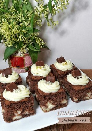 عکسی از دستور کیک شکلاتی کرمدار