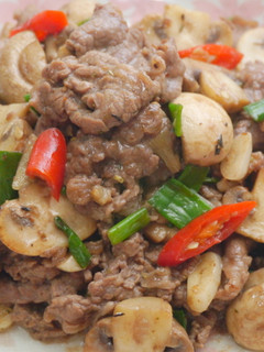 蘑菇牛肉 的食譜成品照片
