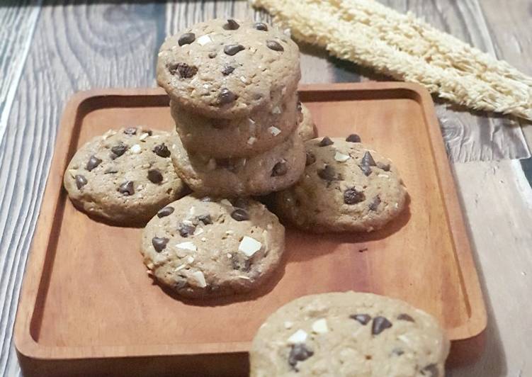 Bagaimana Menyiapkan Choco Almond Cookies yang Lezat