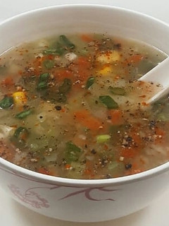 मिक्स वैजिटेबल सूप (Mix vegetable soup recipe in hindi) रेसिपी मुख्य फोटो