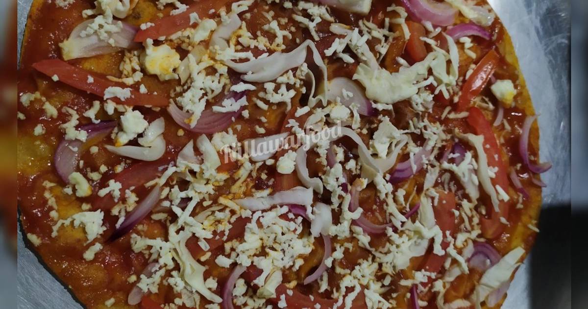 Pizza with leftover Chapati dough Recipe