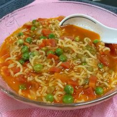 A picture of Vegetable Noodles Soup.