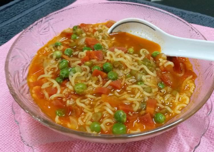 Learn How To Vegetable Noodles Soup