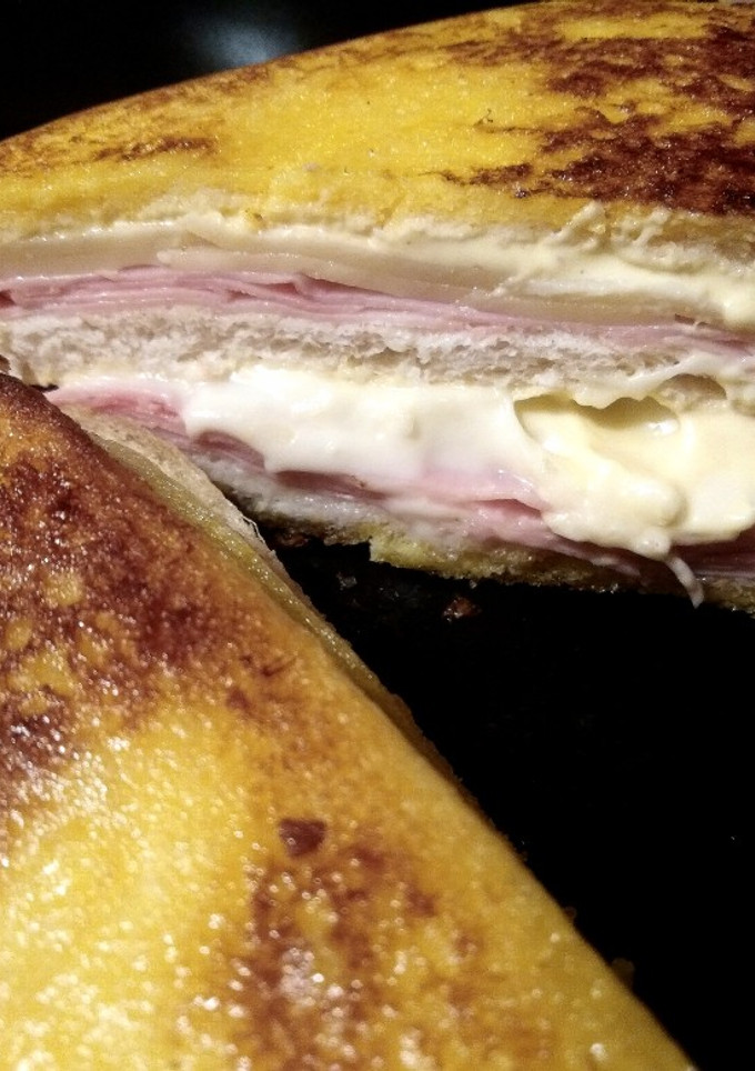 Una foto de Sándwich simple pero jugosito