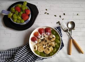Yogurt Bowl Recipe with Honey, Turmeric, Pistachios, and Strawberries