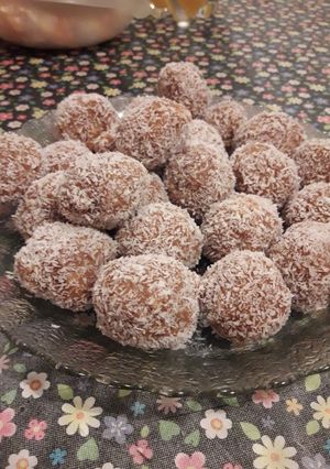 Una foto de Bolitas de dulce de leche