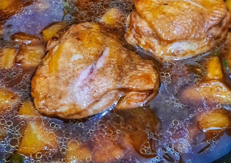 Masakan Populer Ayam Kentang Kuah Kecap Mantul Banget