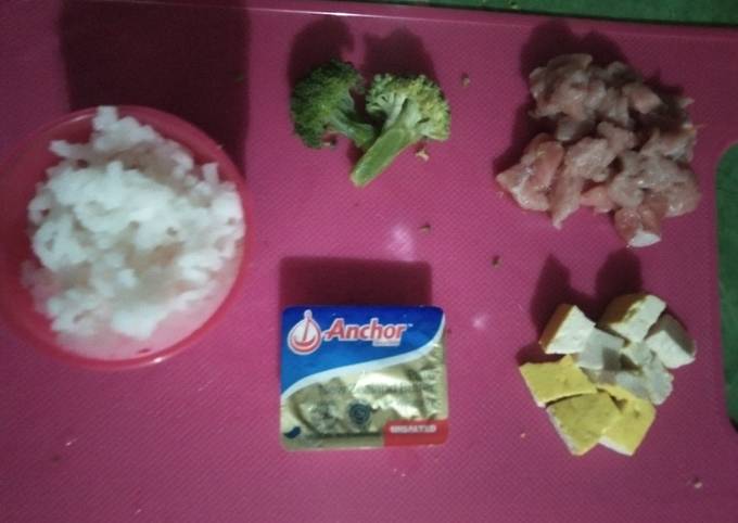 Resep MPASI 6bulan (bubur daging brokoli) day3 Resep MPASI 6bulan (bubur daging brokoli) day3