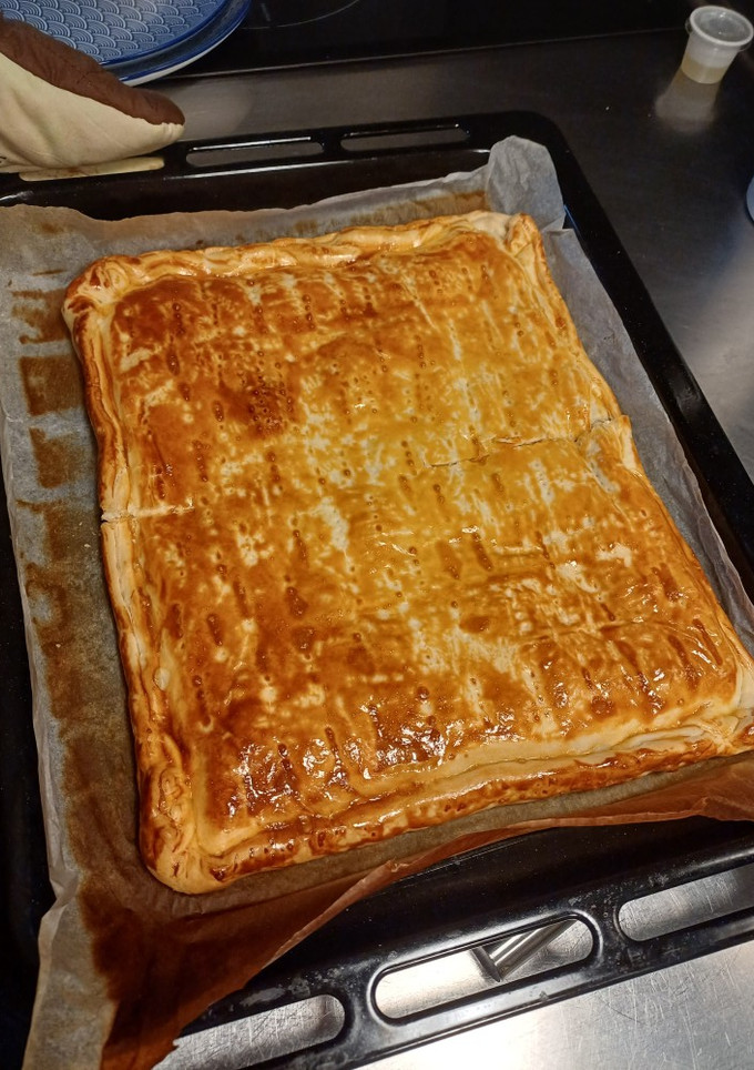 Una foto de Empanada de atún