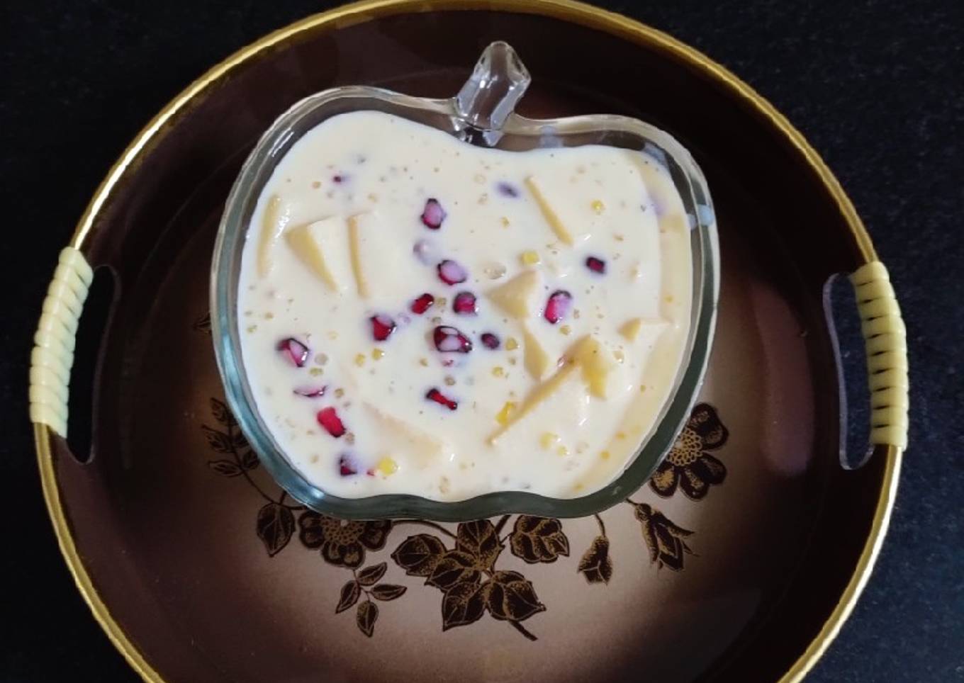 Sago fruit custard