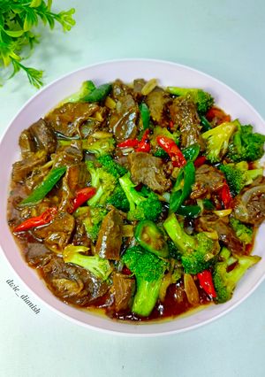 Foto resep Tumis Brokoli Sapi Lada Hitam