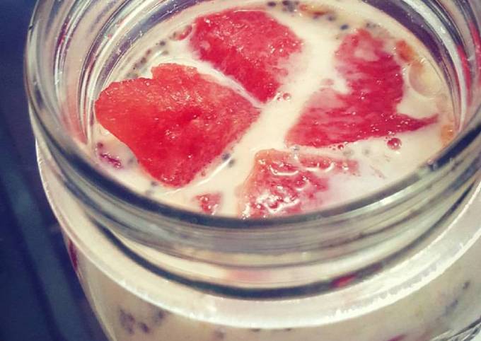 Watermelon & Strawberry Overnight Oatmeal with Chia Seeds